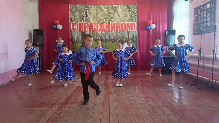 В Волоконовском доме культуры состоялся праздничный концерт, посвящённый Дню России под девизом «Россия в сердце навсегда».