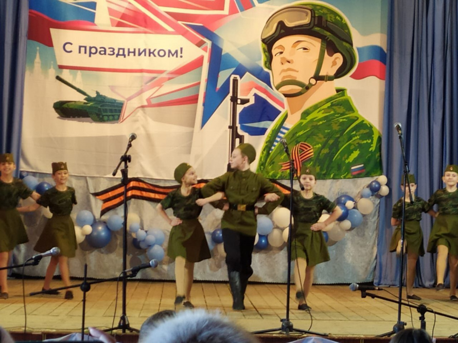 23 февраля в Бондаревском ДК состоялся праздничный концерт ко Дню Защитника Отечества "Есть дата в снежном феврале".