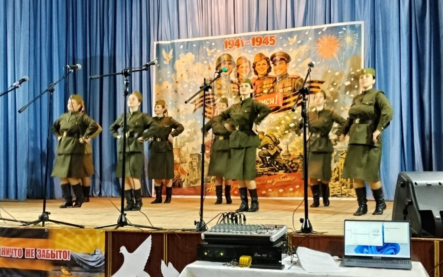 В Бондаревском доме культуры состоялся праздничный концерт, посвящённый Дню Победы.