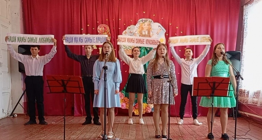 ❗ЗА МИЛЫХ ДАМ❗  Под таким названием в Волоконовском доме культуры прошел праздничный концерт, посвященный международному женскому дню 8 марта.