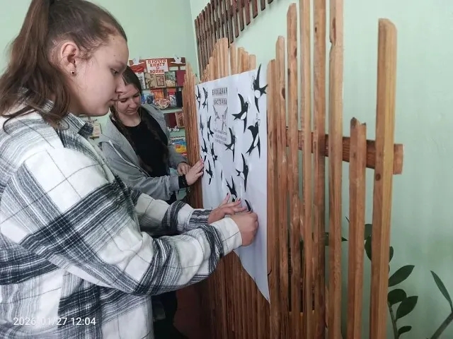 Участники художественной самодеятельности Волоконовского Дома культуры поучаствовали во всероссийской акции «Блокадная ласточка».